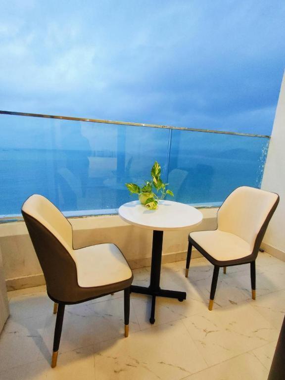Tms Pullman Hotel, Can Ho Sieu Sang, Truc Dien Bien Quy Nhon Exterior photo